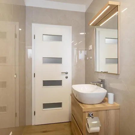 Apartment Dijan *